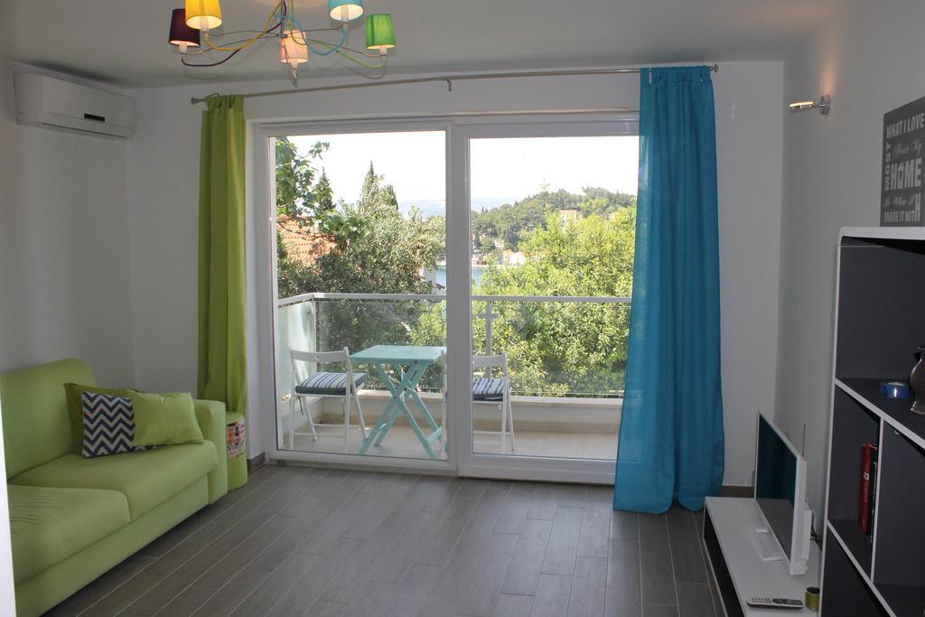 Apartments Mala 챠브타트 외부 사진