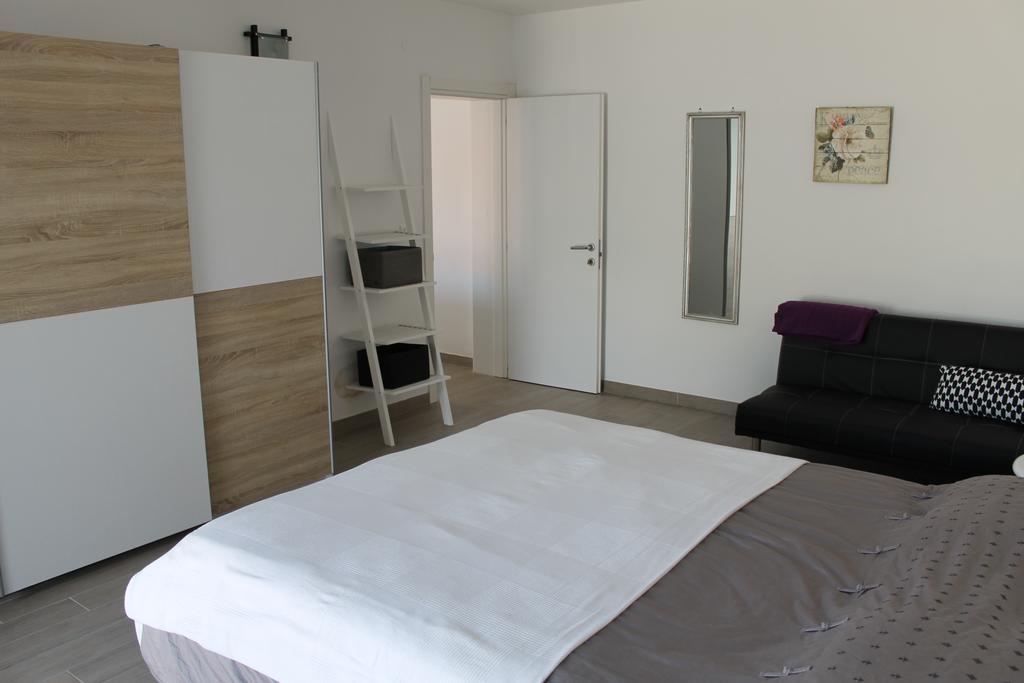 Apartments Mala 챠브타트 외부 사진