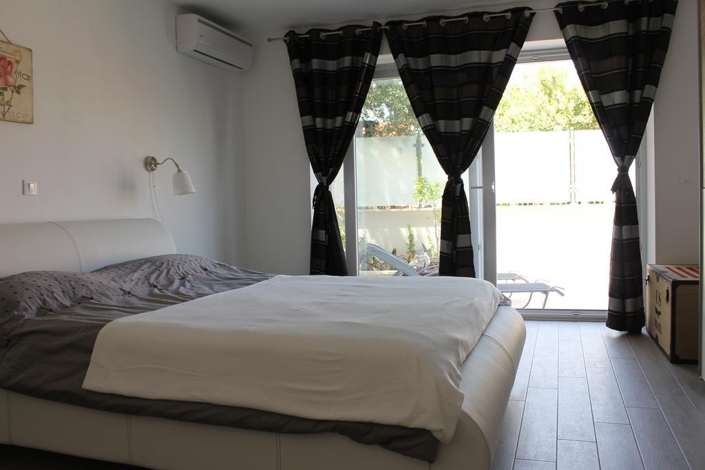Apartments Mala 챠브타트 외부 사진