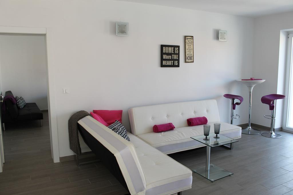 Apartments Mala 챠브타트 외부 사진